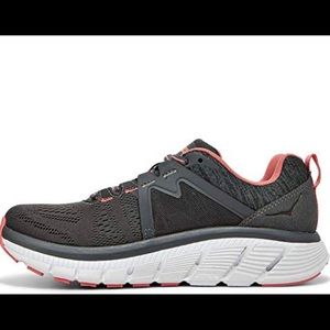 HOKA ONE ONE Women's Gaviota 2, Black/Dark Shadow